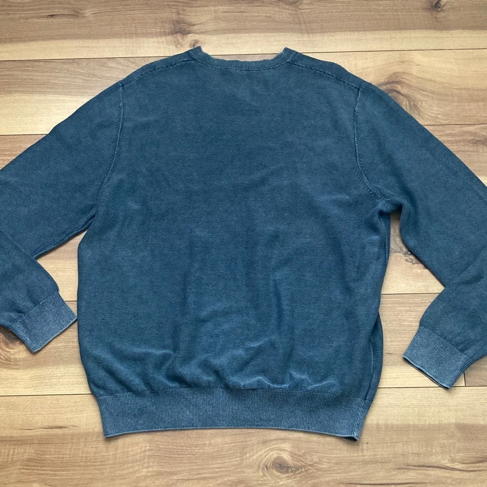 J McLaughlin Gray Blue V-Neck Sweater